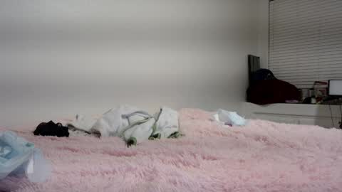 Queen Lola XXX online show from March 28, 2026, 3:06 am