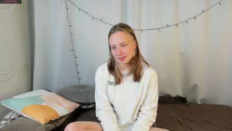 Sabrina  online show from January 8, 2025, 4:02 am