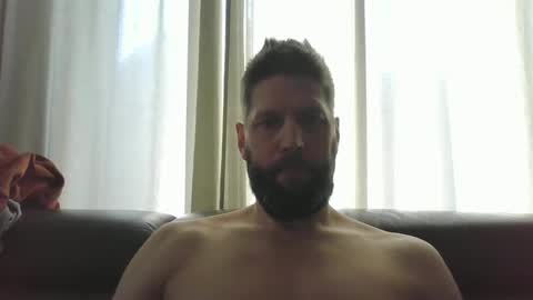 bubblebee1982 online show from February 19, 2025, 11:38 am