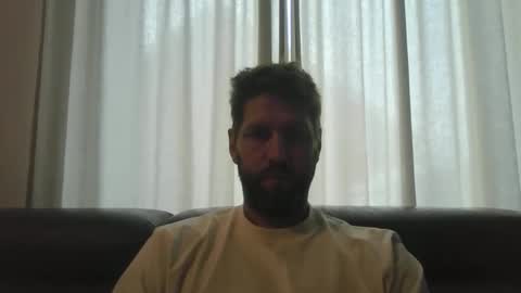 bubblebee1982 online show from October 15, 2025, 7:30 am