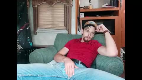 Snapshot of bubblebutt417 chatting on May 3, 2026, 5:52 pm Max candi online show from May 3, 2026, 5:52 pm