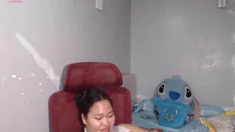 Snapshot of bubblebuttpinay chatting on April 28, 2026, 2:27 am Sunshine online show from April 28, 2026, 2:27 am