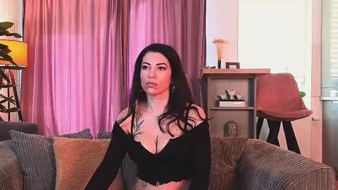 MayaCroft online show from February 8, 2025, 7:37 am