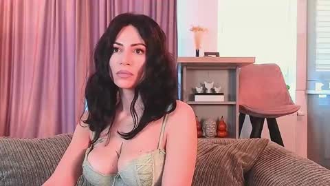 MayaCroft online show from February 27, 2025, 11:20 am