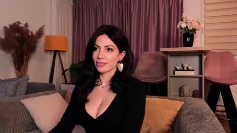 Snapshot of bubblecum4 chatting on February 27, 2026, 5:02 pm MayaCroft online show from February 27, 2026, 5:02 pm