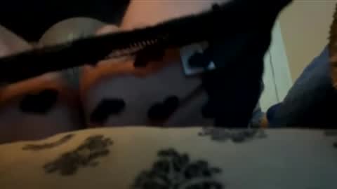 bubblelvr13 online show from April 19, 2026, 5:18 am