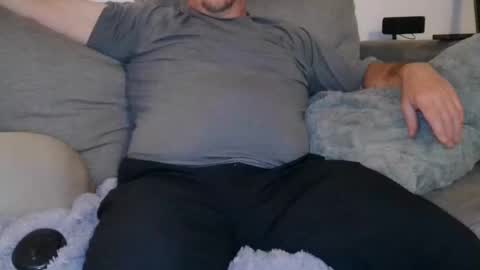 Buck online show from April 3, 2026, 6:44 am