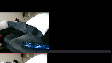 Snapshot of buckaruu chatting on November 30, 2025, 9:08 pm Buckaroo online show from November 30, 2025, 9:08 pm