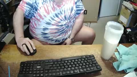 Snapshot of bucku2 chatting on February 1, 2026, 2:37 pm Bucku2 online show from February 1, 2026, 2:37 pm