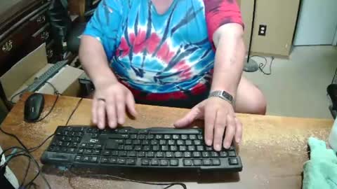 Bucku2 online show from July 15, 2026, 9:31 pm
