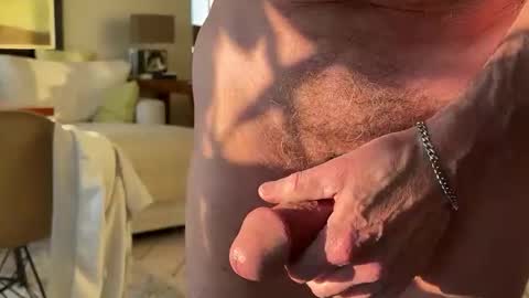 bucky58 online show from December 3, 2024, 12:38 pm