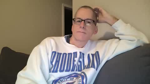 Snapshot of budman004 chatting on December 22, 2025, 12:57 pm budman004 online show from December 22, 2025, 12:57 pm