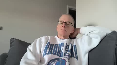 Snapshot of budman004 chatting on February 15, 2026, 9:44 pm budman004 online show from February 15, 2026, 9:44 pm