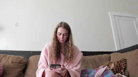 Snapshot of buffybarloe chatting on February 9, 2025, 7:30 pm Buffy online show from February 9, 2025, 7:30 pm