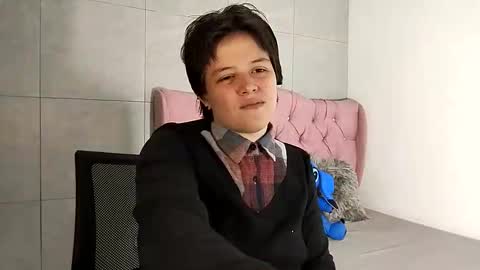 bug2025 online show from September 9, 2025, 2:55 am