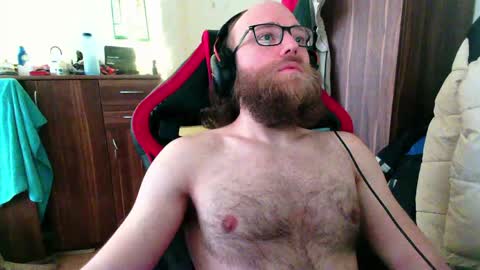Snapshot of buhalteris chatting on June 1, 2026, 6:15 am Lukas online show from June 1, 2026, 6:15 am