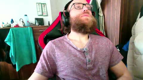 Snapshot of buhalteris chatting on June 7, 2026, 8:07 am Lukas online show from June 7, 2026, 8:07 am