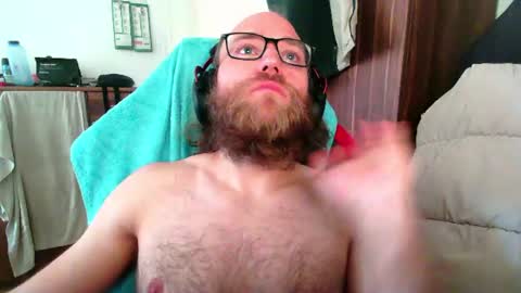 Snapshot of buhalteris chatting on July 2, 2026, 7:36 am Lukas online show from July 2, 2026, 7:36 am