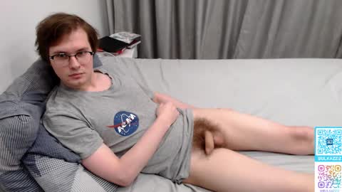 Snapshot of bulkazziz chatting on February 9, 2025, 5:19 am Chris online show from February 9, 2025, 5:19 am