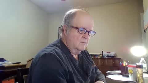 Snapshot of bullfrogg5050 chatting on February 9, 2026, 6:23 pm bullfrogg5050 online show from February 9, 2026, 6:23 pm