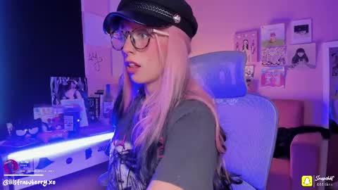        online show from September 22, 2025, 1:18 am