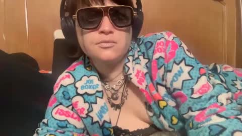 bunbunninjaz online show from January 5, 2025, 3:13 pm