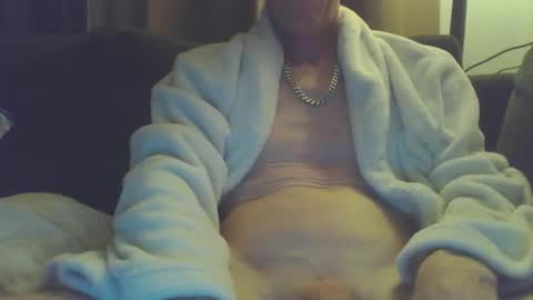 Snapshot of bundy2016 chatting on January 14, 2026, 7:30 pm Dutch cock online show from January 14, 2026, 7:30 pm