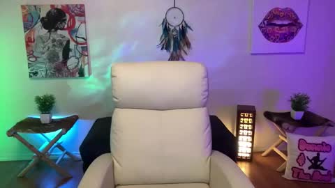BUNNIE and THE DUDE TheLebowskis online show from May 25, 2026, 6:52 am
