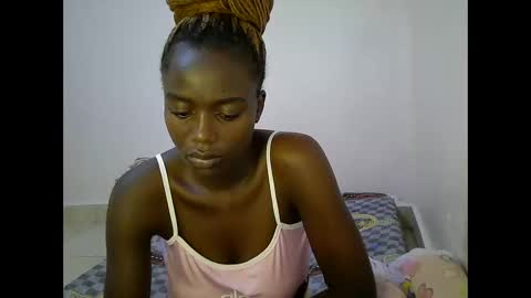 Snapshot of bunny_bliss1 chatting on May 27, 2026, 2:30 am bunny_bliss1 online show from May 27, 2026, 2:30 am