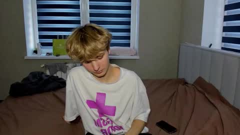 BunnyBlush online show from February 9, 2026, 1:37 pm