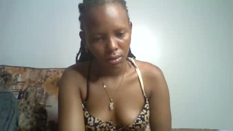 Snapshot of bunnydiva_ chatting on April 29, 2026, 1:43 am bunnydiva_ online show from April 29, 2026, 1:43 am