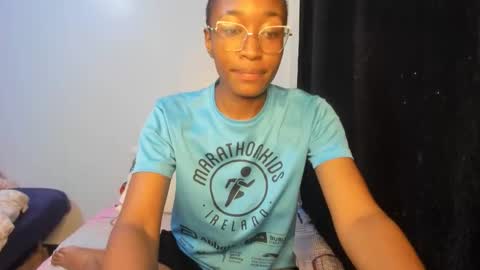 bunnygurl online show from November 24, 2025, 11:54 am