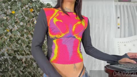 Angela Santini online show from February 5, 2025, 1:37 am