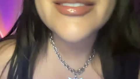 bunnymami333 online show from January 17, 2026, 3:11 am