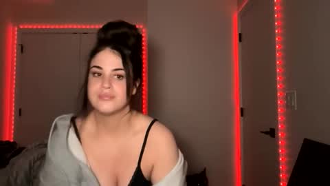 Snapshot of bunnyqueen96 chatting on December 18, 2025, 8:09 am Cassie online show from December 18, 2025, 8:09 am