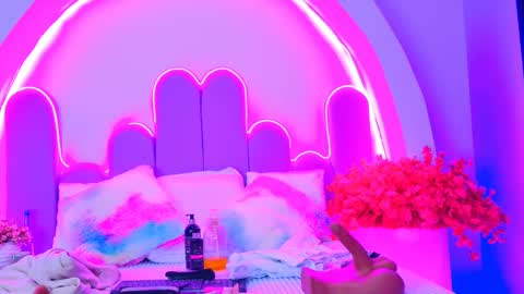 Bunny online show from April 28, 2026, 3:22 am