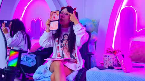 Bunny online show from June 5, 2026, 3:35 am