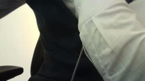 BunnyTrap online show from December 22, 2025, 9:17 am