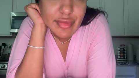 Snapshot of bunsbunnyprincess chatting on April 19, 2026, 12:22 am Buns Bunny Princess online show from April 19, 2026, 12:22 am