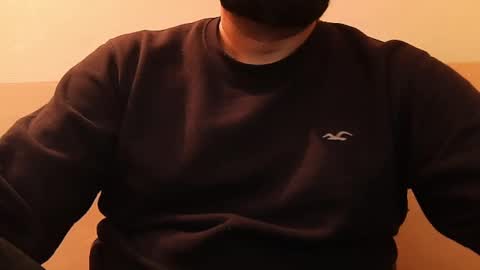 Snapshot of burlymonster chatting on December 15, 2024, 7:53 pm Hairy Arabian online show from December 15, 2024, 7:53 pm