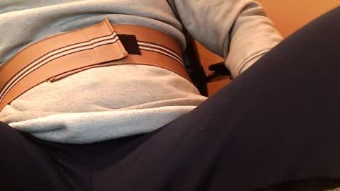 Snapshot of burlymonster chatting on December 23, 2024, 7:52 pm Hairy Arabian online show from December 23, 2024, 7:52 pm