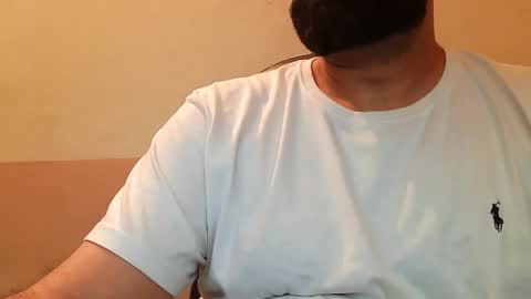 Snapshot of burlymonster chatting on December 25, 2024, 5:58 pm Hairy Arabian online show from December 25, 2024, 5:58 pm