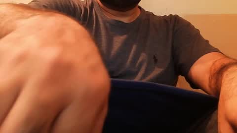 Snapshot of burlymonster chatting on January 1, 2025, 1:16 pm Hairy Arabian online show from January 1, 2025, 1:16 pm