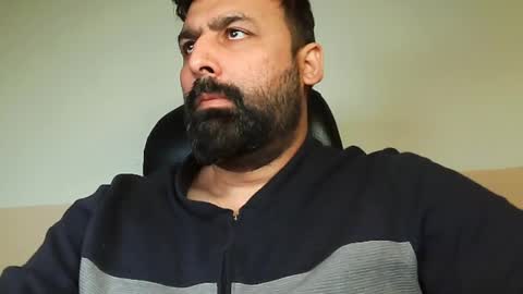 Snapshot of burlymonster chatting on January 30, 2025, 4:48 am Hairy Arabian online show from January 30, 2025, 4:48 am