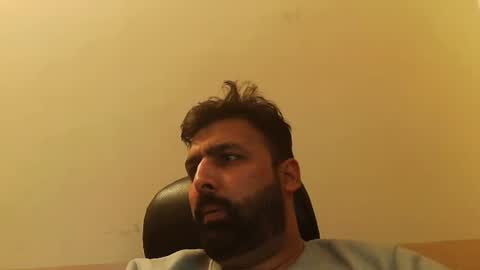 Snapshot of burlymonster chatting on February 25, 2025, 5:04 pm Hairy Arabian online show from February 25, 2025, 5:04 pm