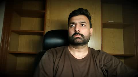 Snapshot of burlymonster chatting on October 11, 2025, 9:08 am Hairy Arabian online show from October 11, 2025, 9:08 am