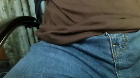 Hairy Arabian online show from April 18, 2026, 8:51 am