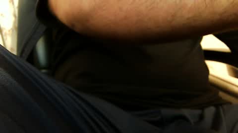 Hairy Arabian online show from May 4, 2026, 3:57 am