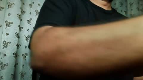 Hairy Arabian online show from July 31, 2026, 7:57 pm