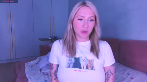 Snapshot of burn_lissa chatting on May 7, 2026, 8:14 pm Lissa online show from May 7, 2026, 8:14 pm